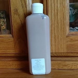 Estee Lauder DW Nude  Foundation